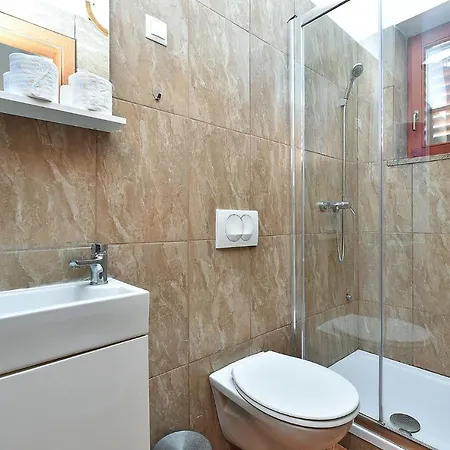 House 1962 Galižana