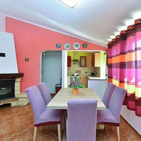 House 1962 Dom wakacyjny Galižana