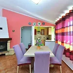 House 1962 Holiday home Galizana
