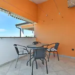 Holiday home House 1962 Galizana