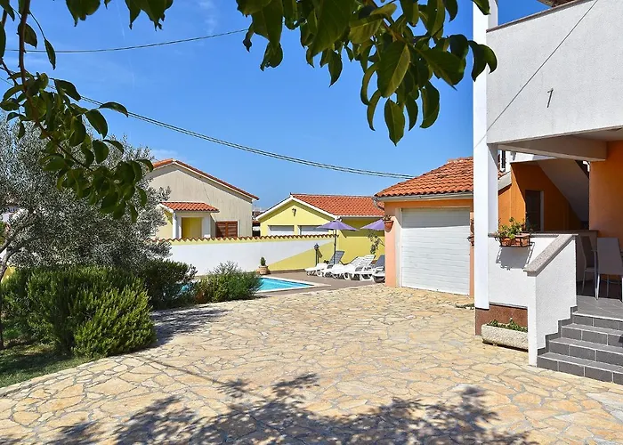 House 1962 Galižana