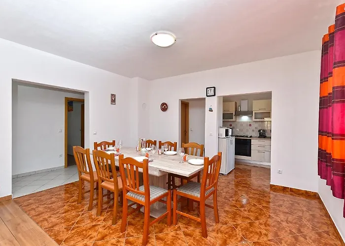 House 1962 Galižana